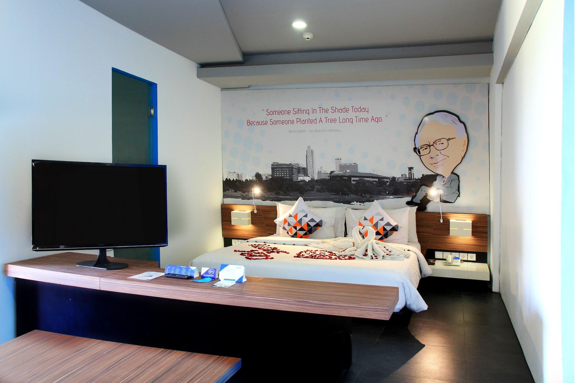 Berry Biz Hotel Seminyak Zewnętrze zdjęcie